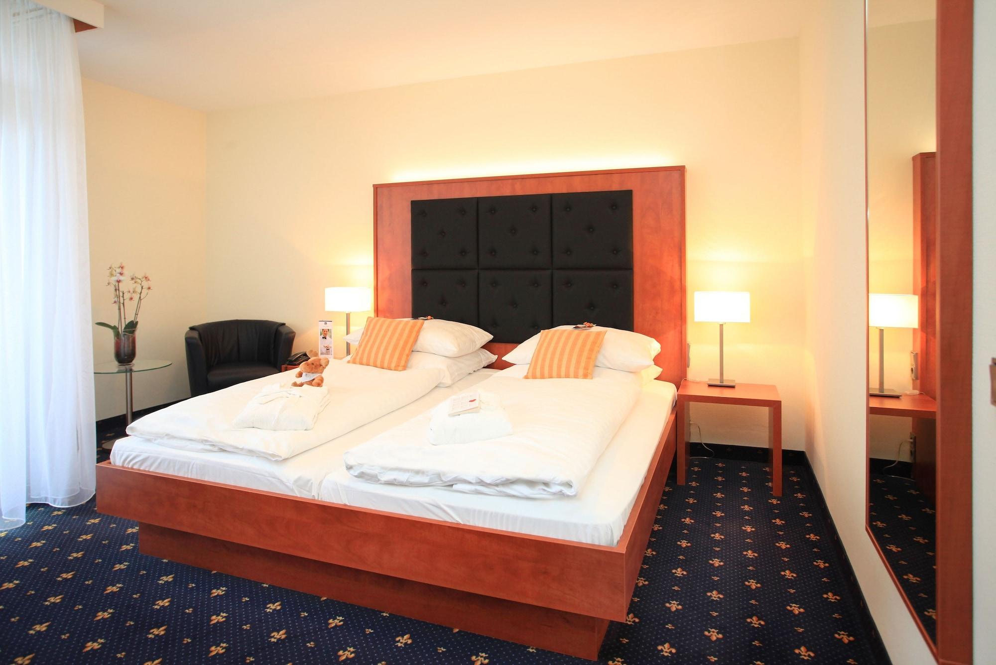 Best Western Plus Hotel Steinsgarten Giessen Exterior photo