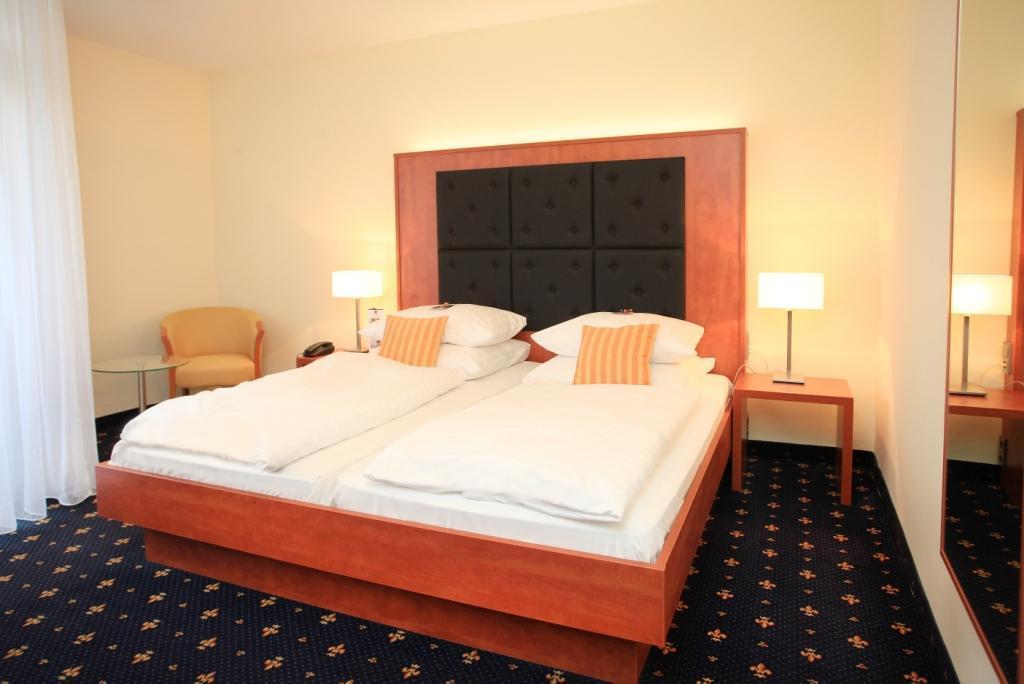 Best Western Plus Hotel Steinsgarten Giessen Exterior photo