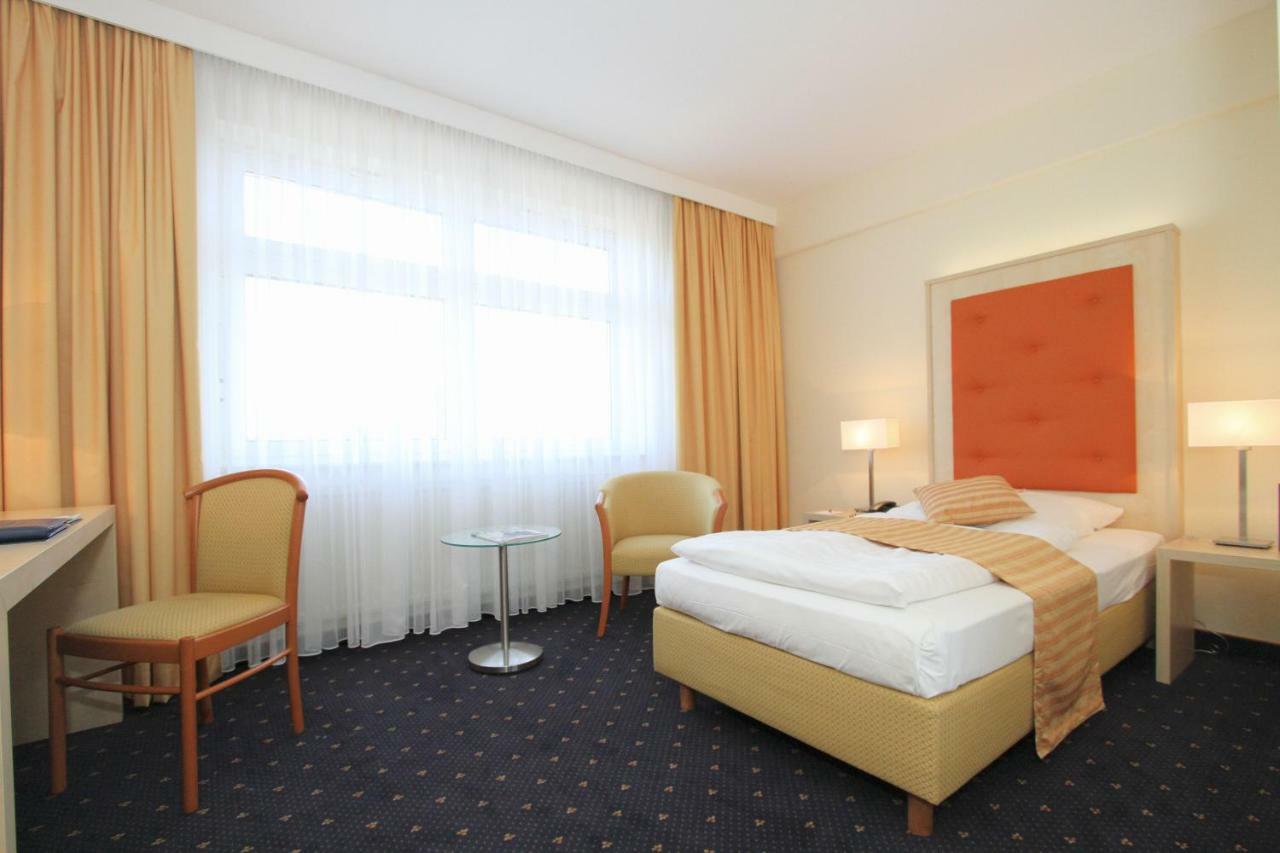 Best Western Plus Hotel Steinsgarten Giessen Exterior photo